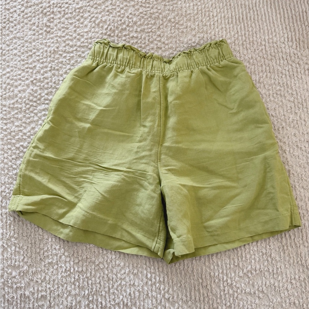 H&M vintage lime green linen shorts